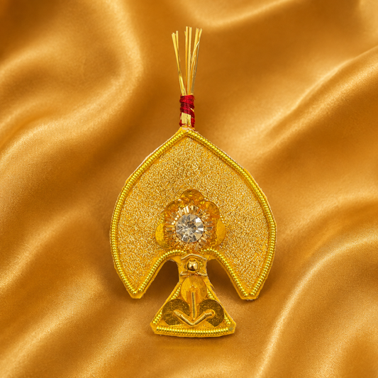 Soneri Tipara — Golden Traditional Shringar for Thakur Ji