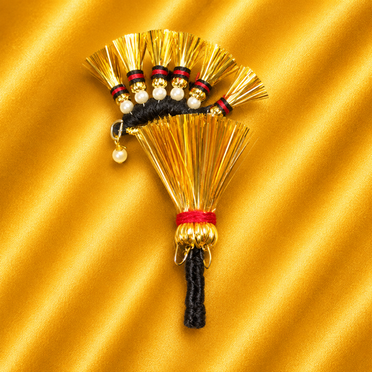 Rajsi Ambi Katra for Laddu Gopal Ji | Paisley Design Mastak Shringar | 6 Cm