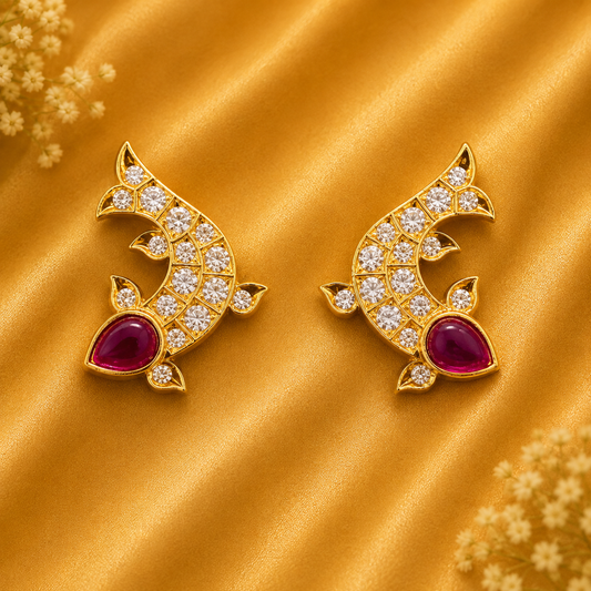 Matsayakrit Kundal | Radha Raman Shringar