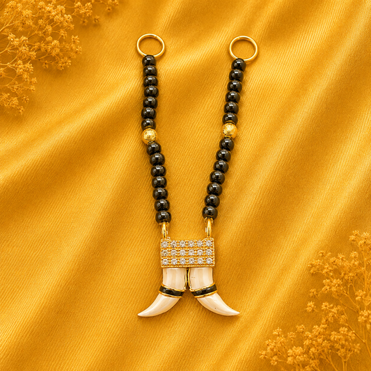 AD Waghnakh — Traditional Tiger Claw Inspired Ornament for Thakur Ji Shringar | 4 CM