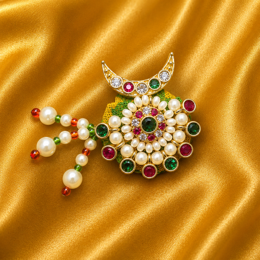 Chandrika Moti Paag – Moon-Inspired Pearl Mukut for Laddu Gopal